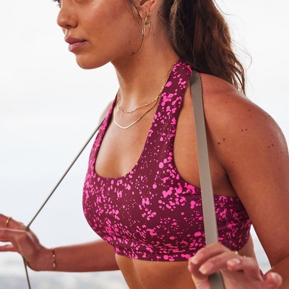 NWT Fabletics Boost Medium Impact Sports Bra